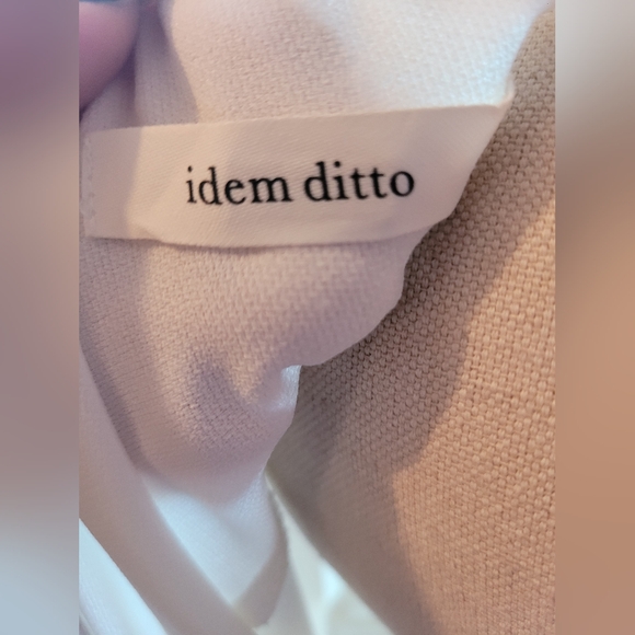 Idem Ditto White Surplice Blouse with Open Back and Bow Accent Sz. Large - Picture 8 of 8